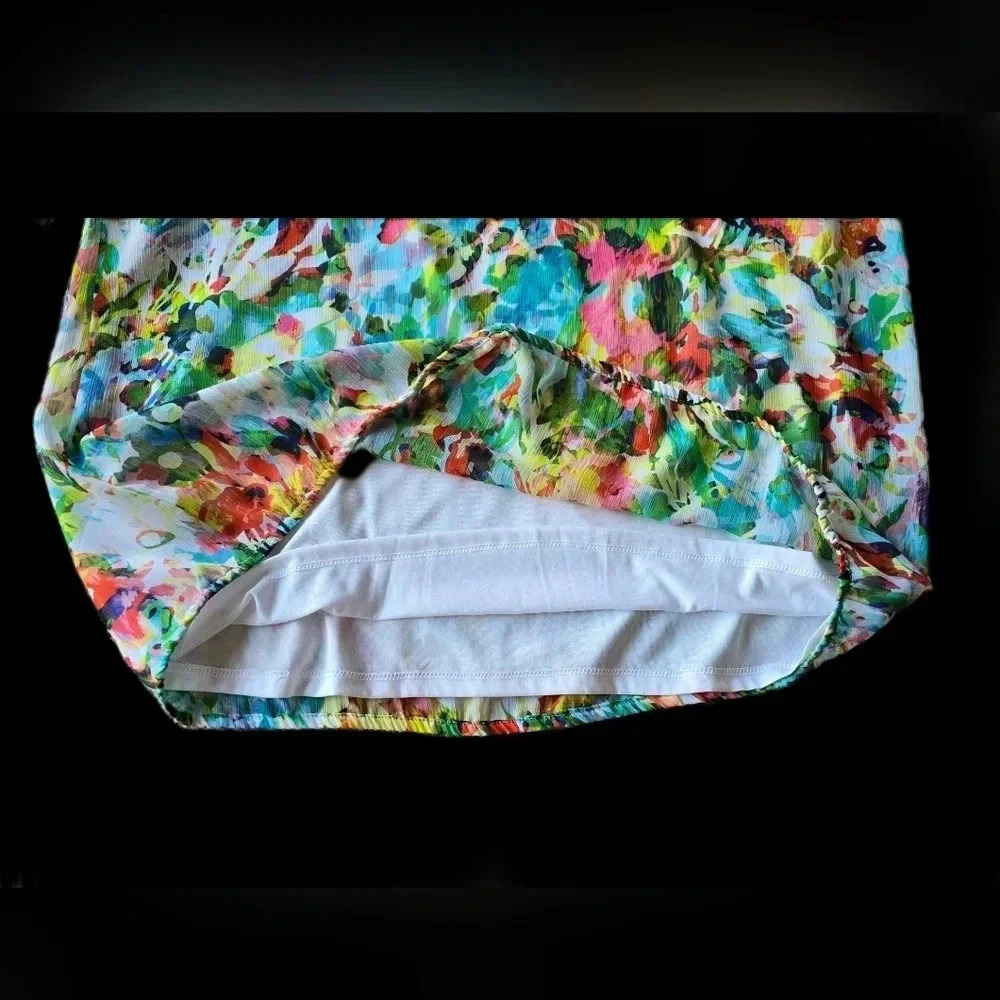 Liz Claiborne, Size L, Floral Blouse - Picture 3 of 7